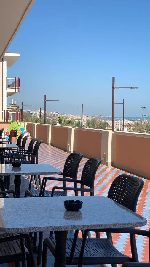 Hotel Alexander Resort Rimini Eksteriør bilde