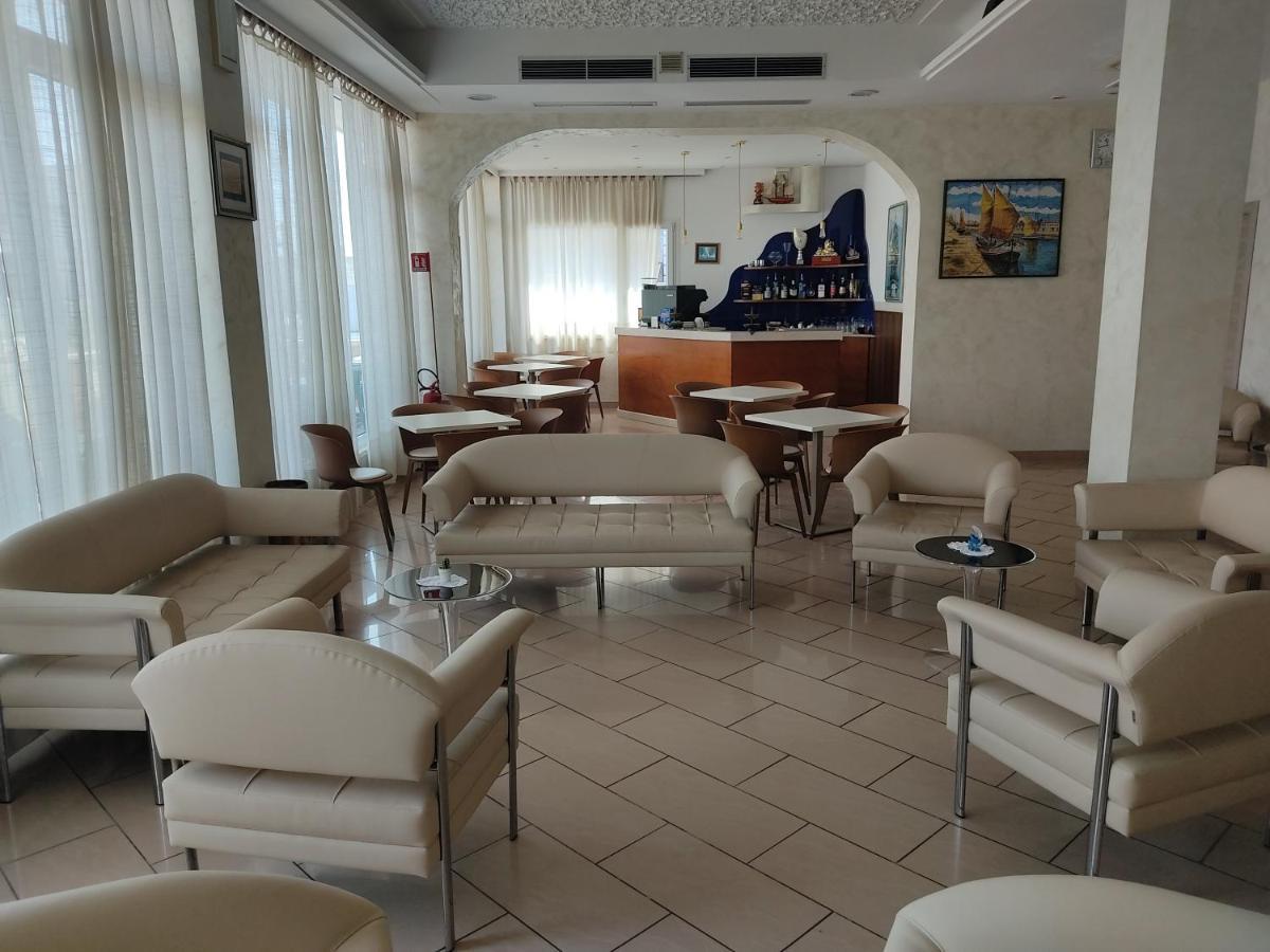 Hotel Alexander Resort Rimini Eksteriør bilde