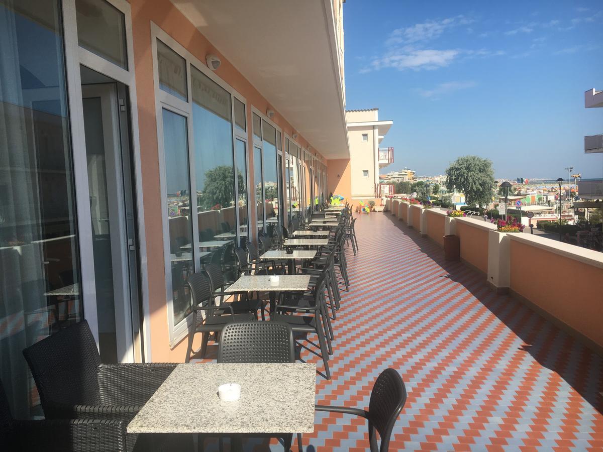 Hotel Alexander Resort Rimini Eksteriør bilde